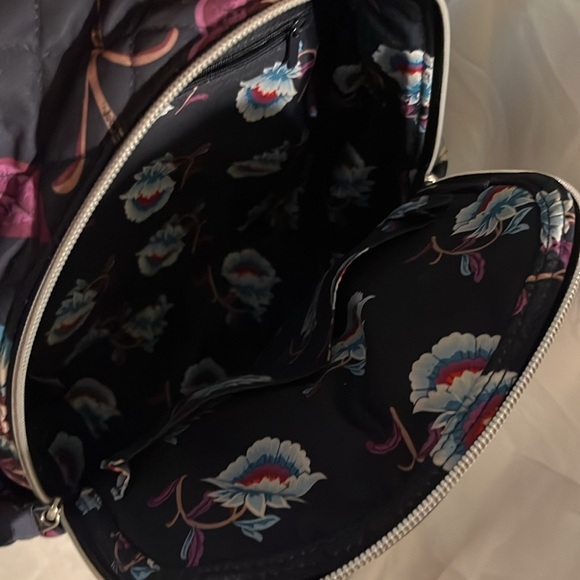 Vera Bradley Women’s Performance Twill Small Backpack - Picture 8 of 10